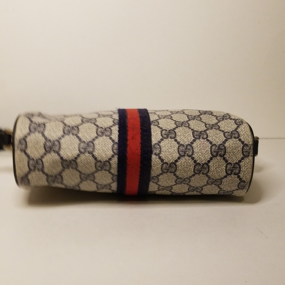 Authentic Vintage Gucci Bag - Picture 5 of 17